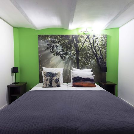 Quentin England Hotel Амстердам Екстериор снимка