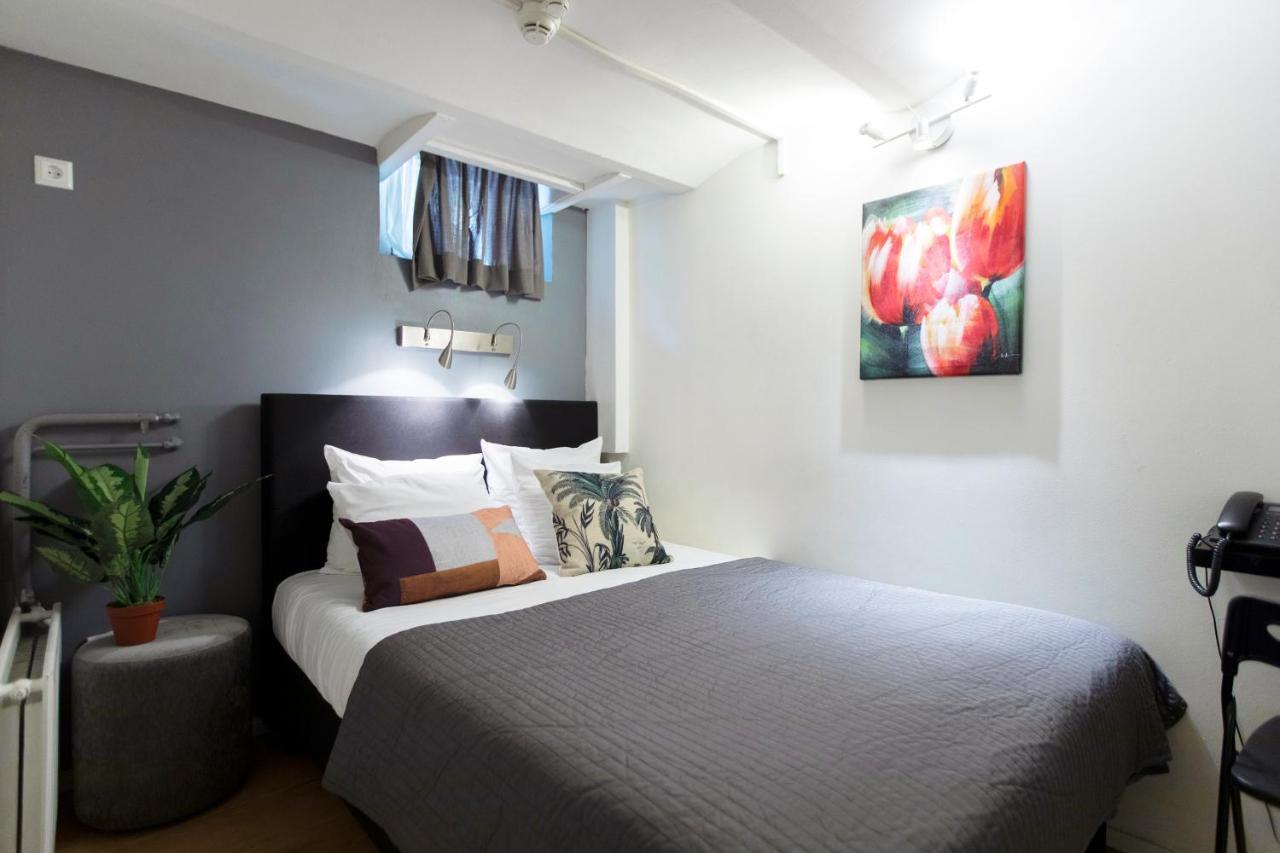 Quentin England Hotel Амстердам Екстериор снимка