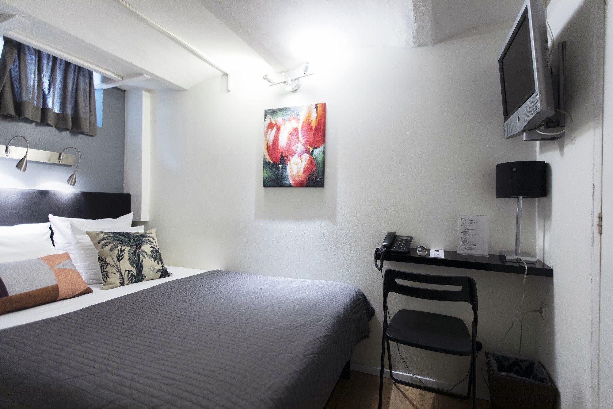 Quentin England Hotel Амстердам Екстериор снимка