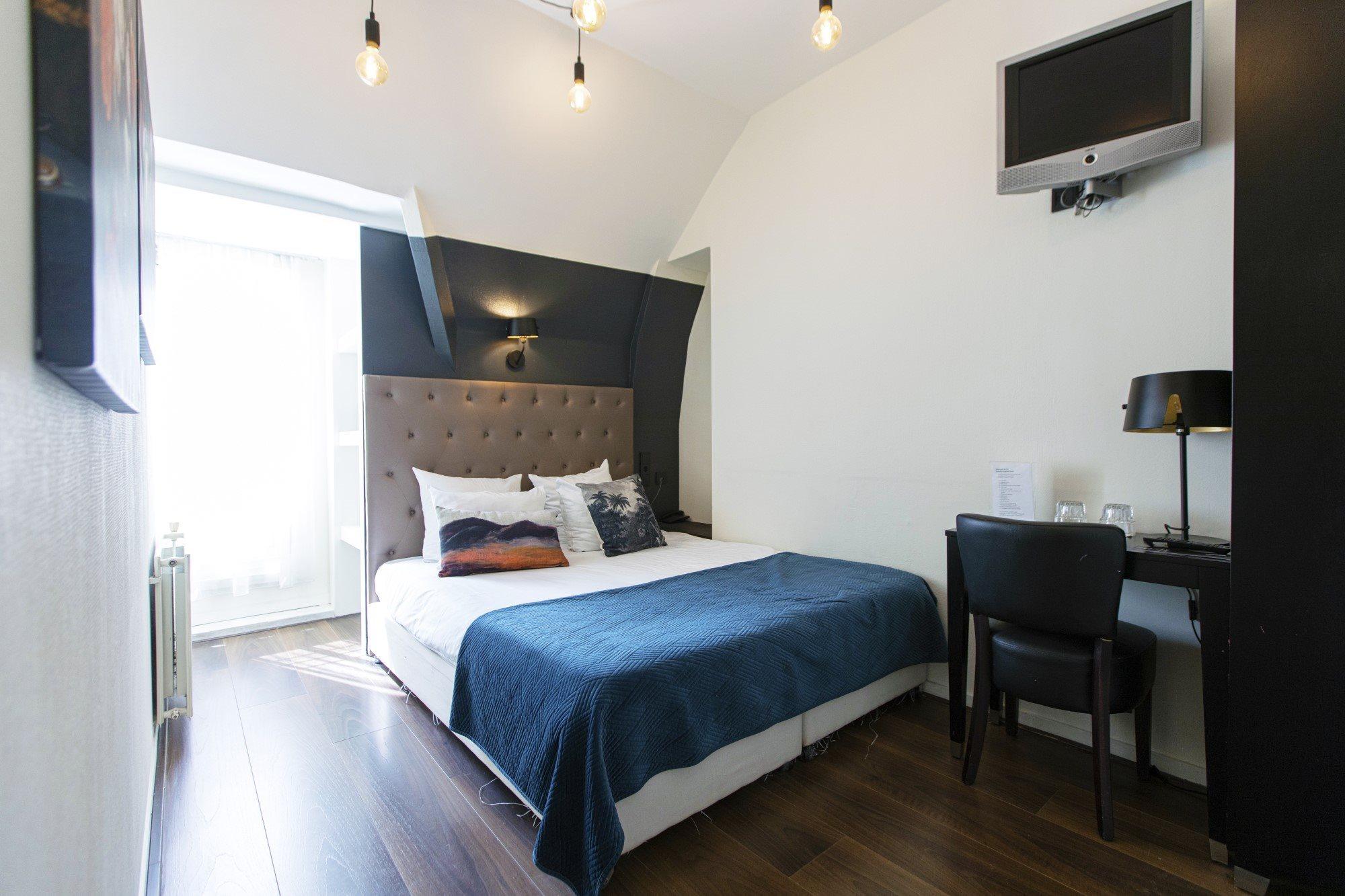 Quentin England Hotel Амстердам Екстериор снимка